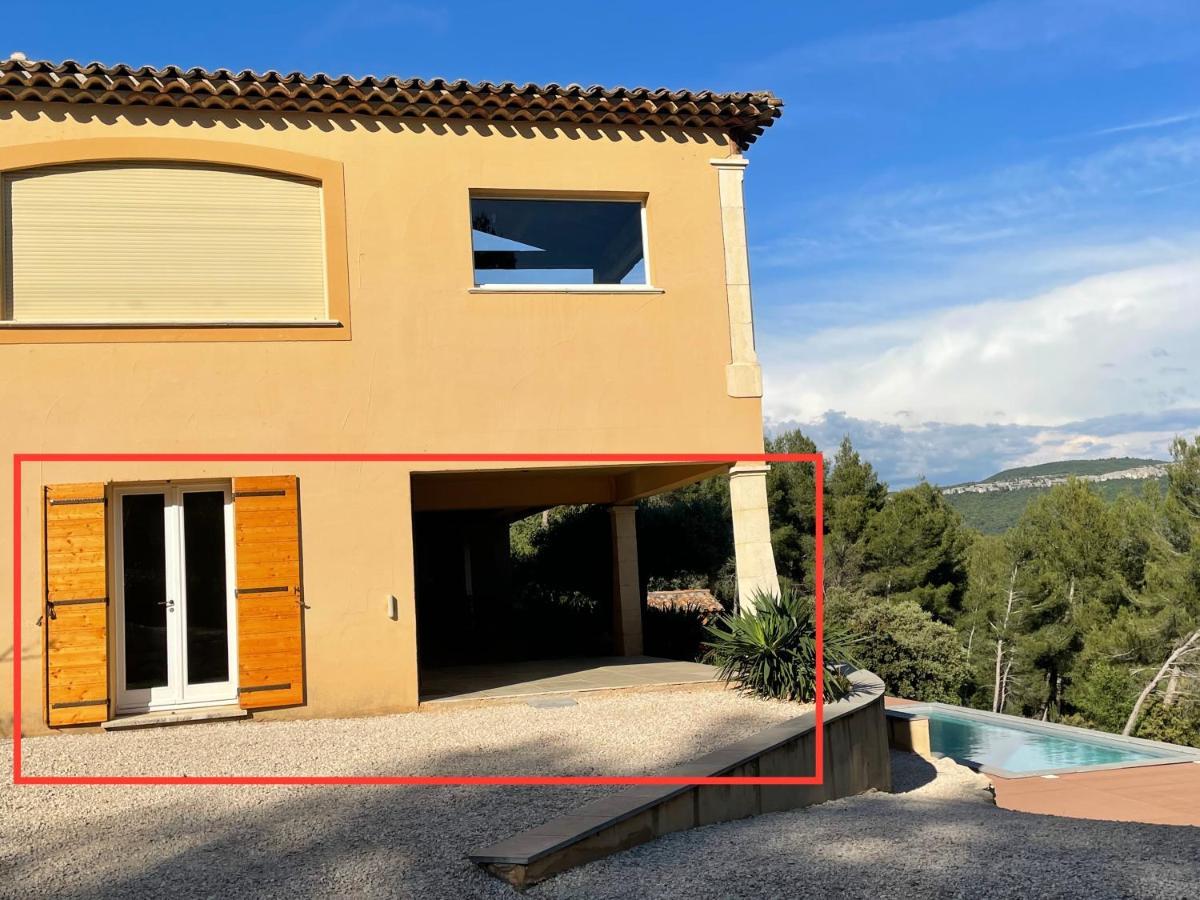 Villa Lumineuse Avec Piscine Clim 1Ere Etage Vue Panoramique Sur Les Montagnes Sur Le Site De La Sainte-Victoire Le Tholonet Luaran gambar